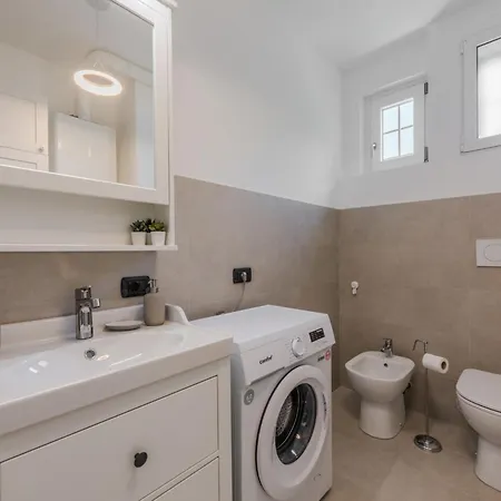 La Casa Di Silvia By Interhome Apartamento